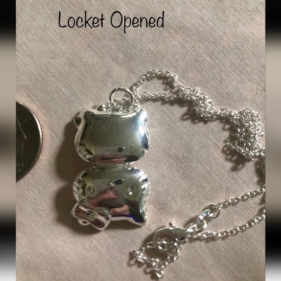 New 925 stamped Hello kitty Locket and Bracelet set - Picture 13 of 16